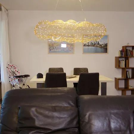 König Apartman *