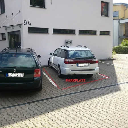 Koenig Apartment